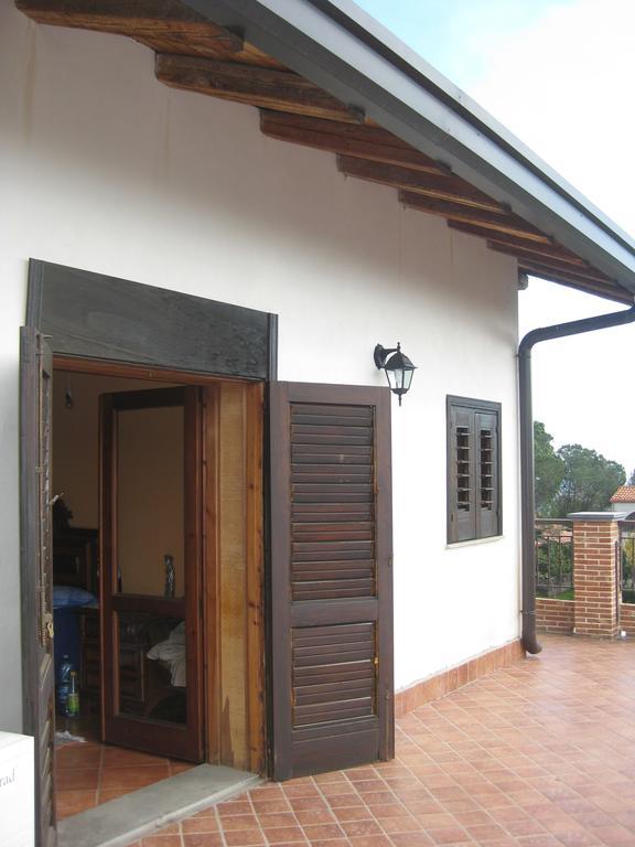 Villa Nina 特雷卡斯塔尼 客房 照片