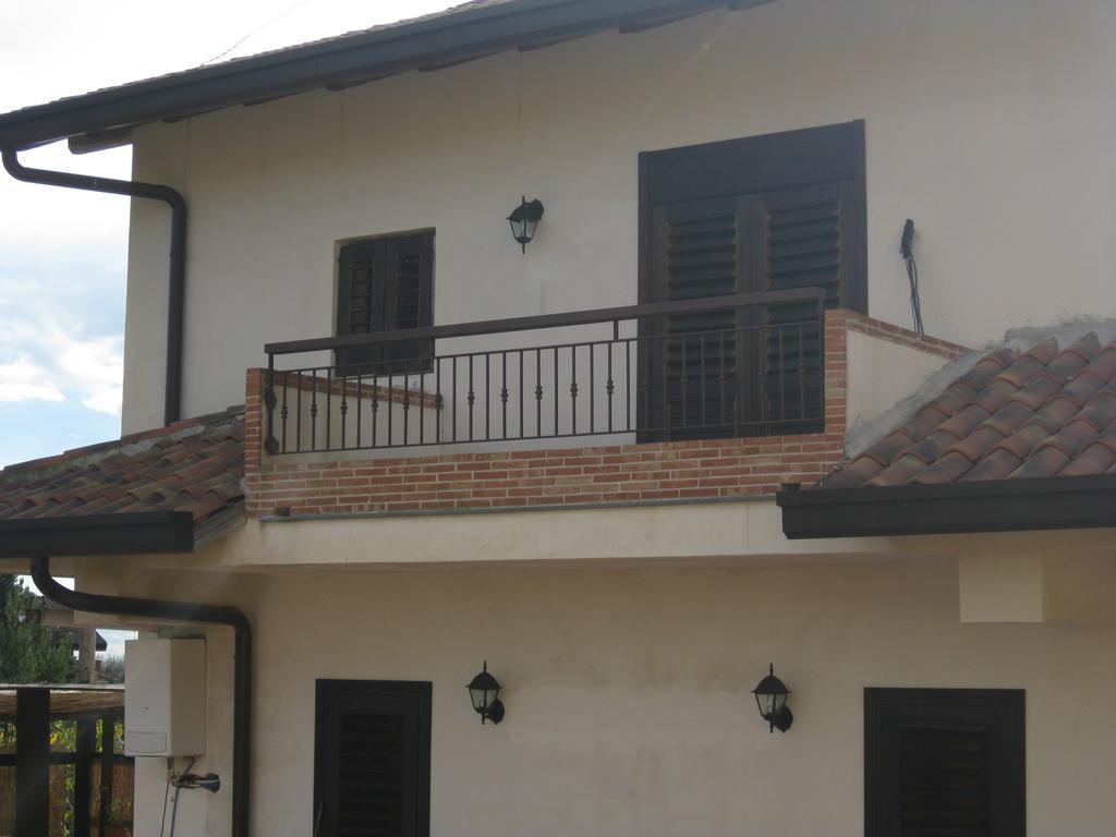 Villa Nina 特雷卡斯塔尼 客房 照片